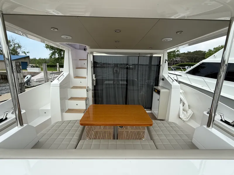 Slide: The Image of Azimut 50 FLY 2018 - 6