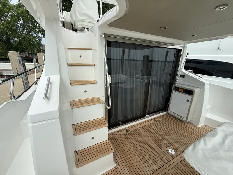 Slide: The Image of Azimut 50 FLY 2018 - 7