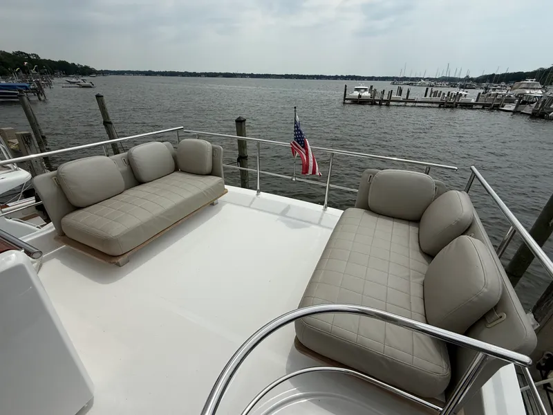 Slide: The Image of Azimut 50 FLY 2018 - 9
