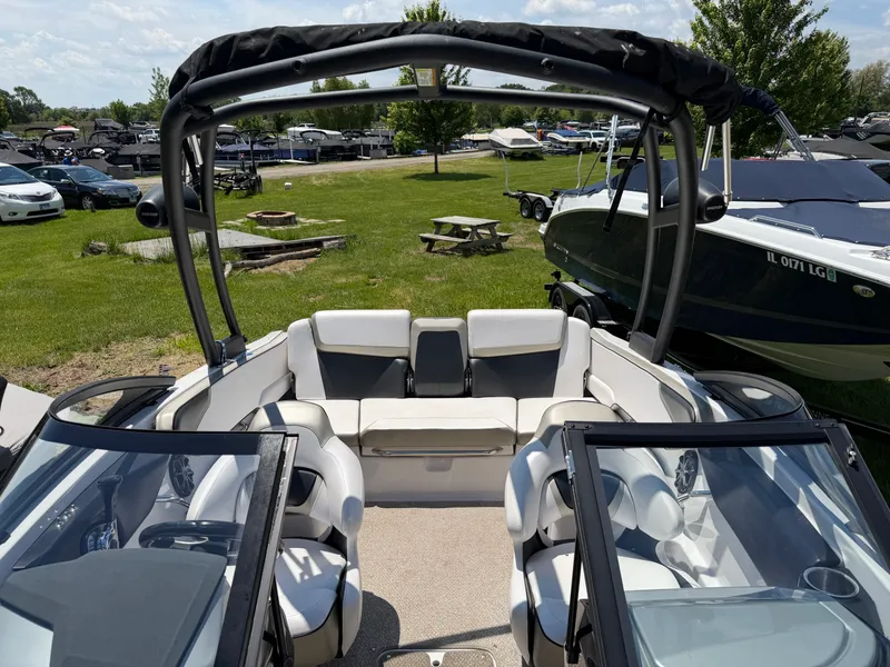 Slide: The Image of Scarab 195HO IMPULSE 2014 - 20