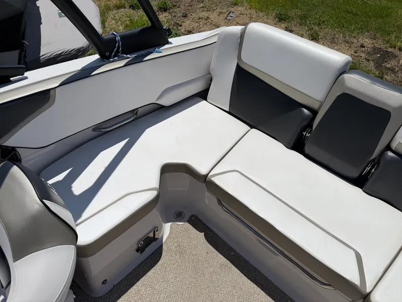 Slide: The Image of Scarab 195HO IMPULSE 2014 - 24