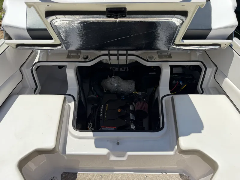 Slide: The Image of Scarab 195HO IMPULSE 2014 - 25