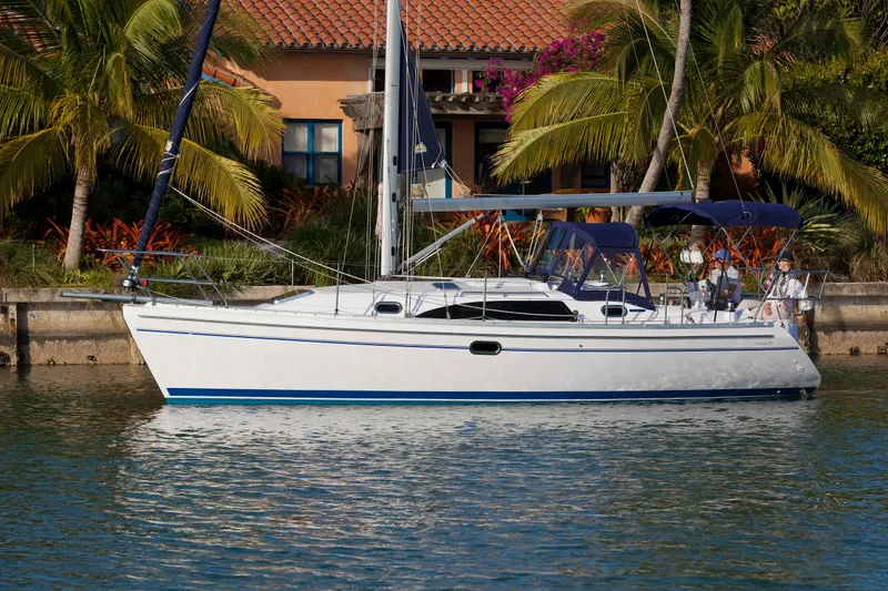 Slide: The Image of Catalina 315 - 3