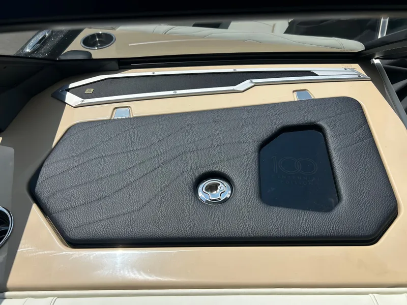 Slide: The Image of Nautique G25 2025 - 24
