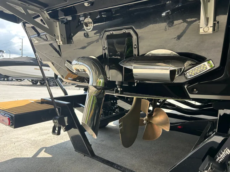 Slide: The Image of Nautique G25 2025 - 6