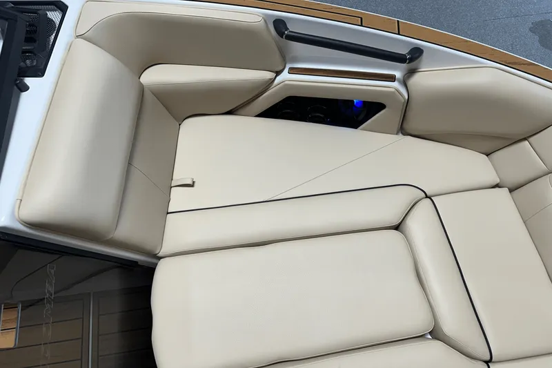 Slide: The Image of Moomba Craz 2025 - 45