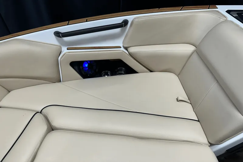 Slide: The Image of Moomba Craz 2025 - 53