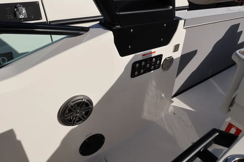 Slide: The Image of Saxdor 320 GTO 2025 - 12