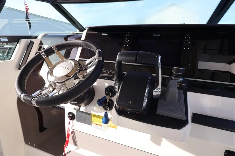 Slide: The Image of Saxdor 320 GTO 2025 - 15