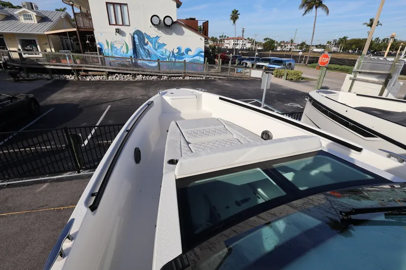 Slide: The Image of Saxdor 320 GTO 2025 - 23