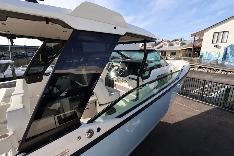 Slide: The Image of Saxdor 320 GTO 2025 - 27