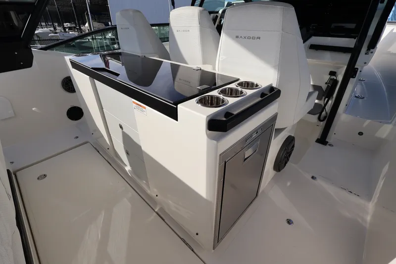 Slide: The Image of Saxdor 320 GTO 2025 - 8