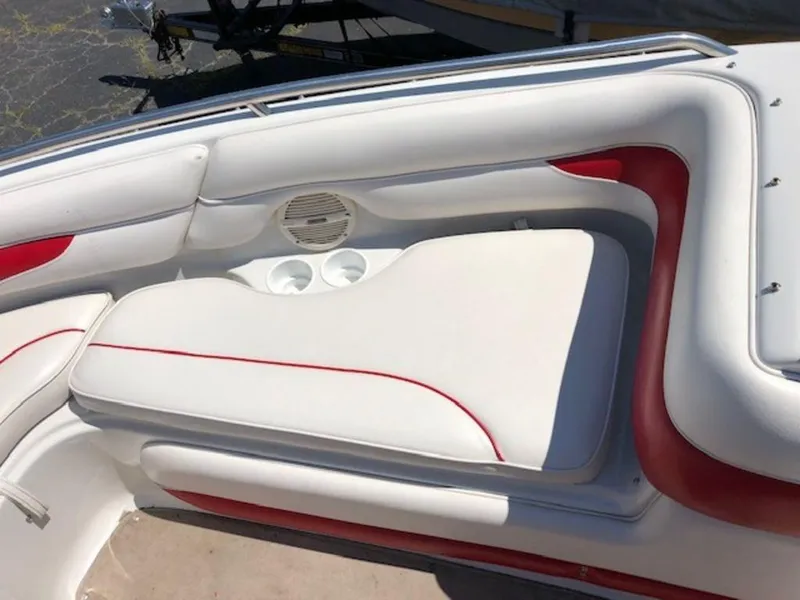 Slide: The Image of Crownline Boats 202 2002 - 10