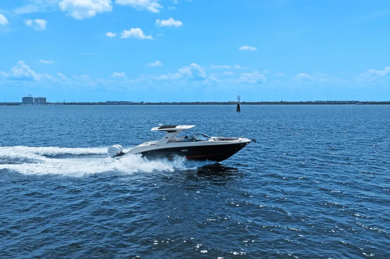 Slide: The Image of Sea Ray 350 SLX OUTBOARD 2023 - 16