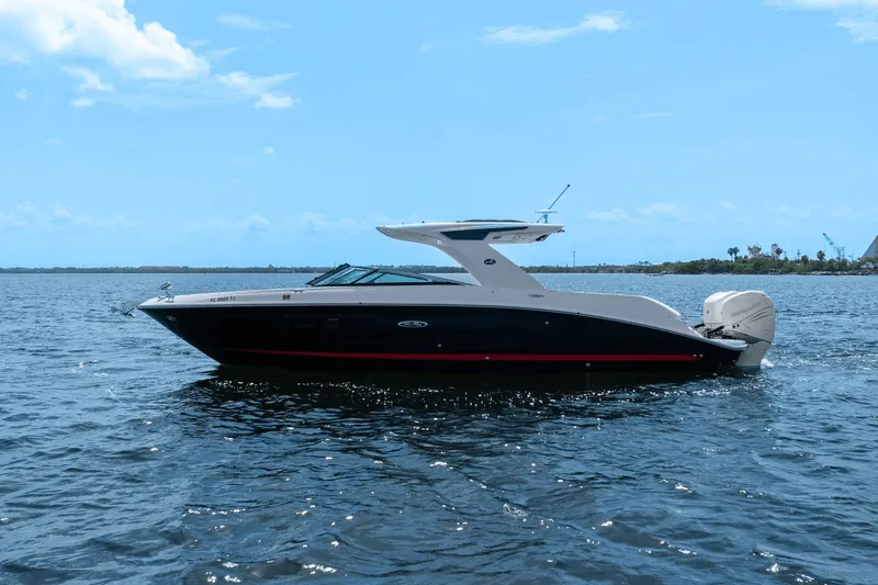 Slide: The Image of Sea Ray 350 SLX OUTBOARD 2023 - 5