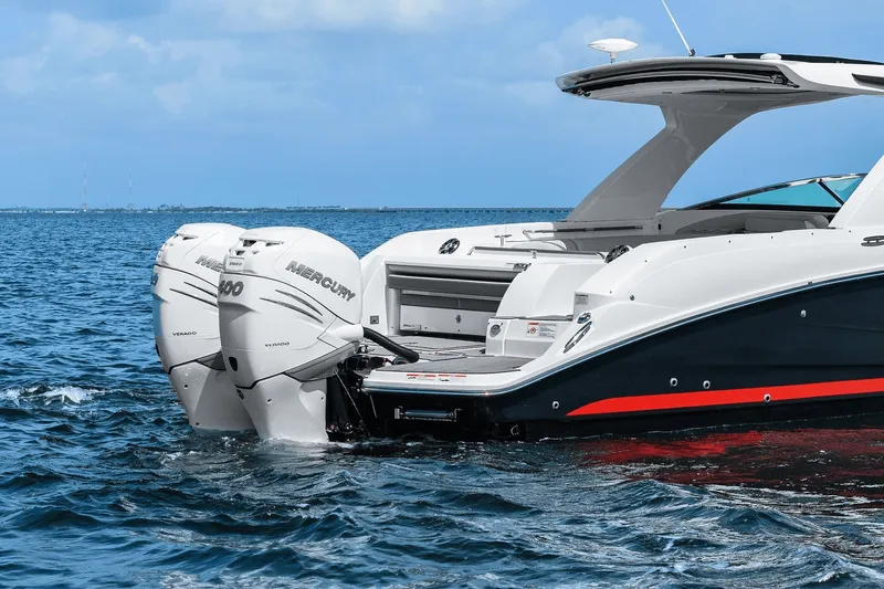 Slide: The Image of Sea Ray 350 SLX OUTBOARD 2023 - 8