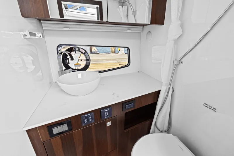 Slide: The Image of Cruisers 34 GLS Outboard 2026 - 45