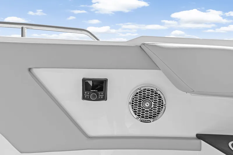 Slide: The Image of Cruisers 34 GLS Outboard 2026 - 56