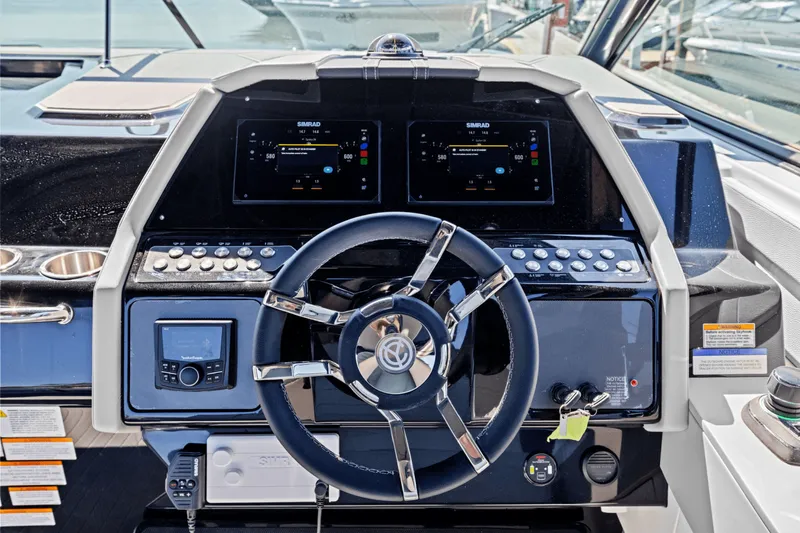 Slide: The Image of Cruisers Yachts 34 GLS Outboard 2026 - 25