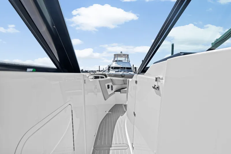 Slide: The Image of Cruisers Yachts 34 GLS Outboard 2026 - 53