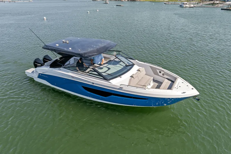 Slide: The Image of Cruisers Yachts 34 GLS Outboard 2026 - 74