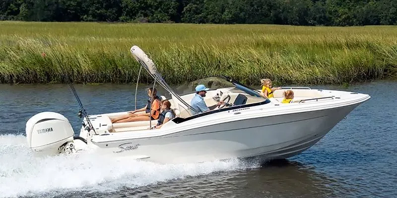 The Image of Scout Boat Company 220 Dorado 2026 - 0