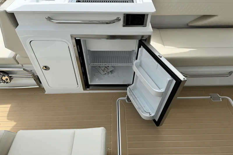 Slide: The Image of Cruisers 34 GLS 2026 - 13