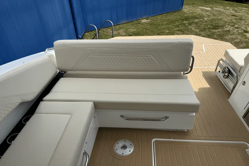 Slide: The Image of Cruisers 34 GLS 2026 - 20