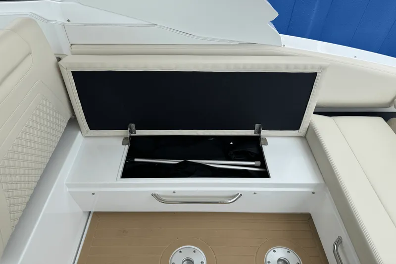 Slide: The Image of Cruisers 34 GLS 2026 - 22