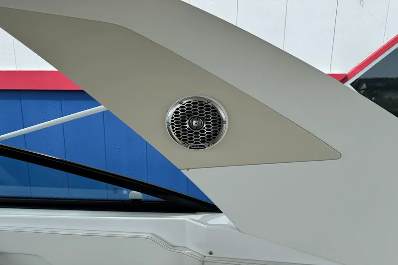 Slide: The Image of Cruisers 34 GLS 2026 - 23