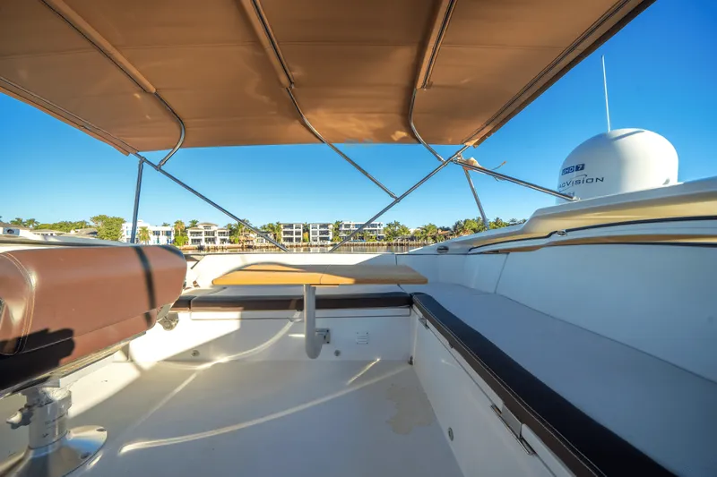 Slide: The Image of Galeon 560 SKY 2018 - 44