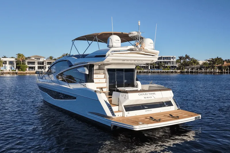 Slide: The Image of Galeon 560 SKY 2018 - 6