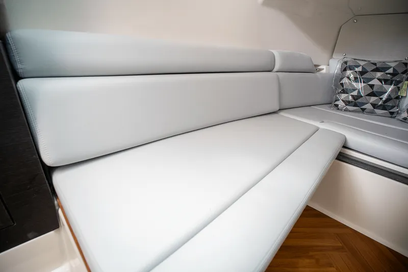 Slide: The Image of Boston Whaler 350 Realm 2025 - 20