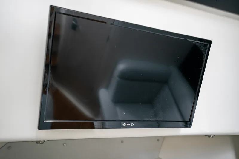 Slide: The Image of Boston Whaler 350 Realm 2025 - 21