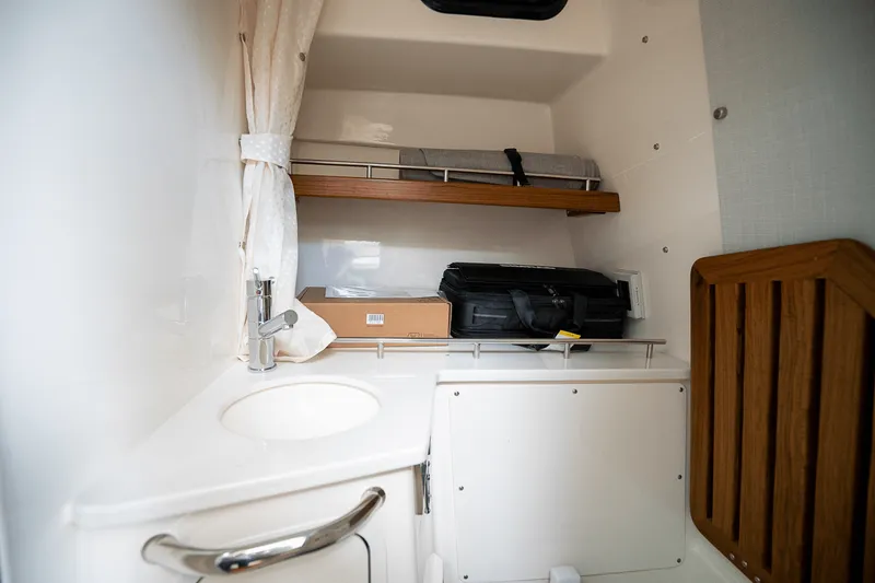 Slide: The Image of Boston Whaler 350 Realm 2025 - 23