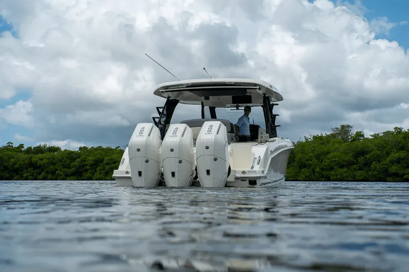 Slide: The Image of Boston Whaler 350 Realm 2025 - 44