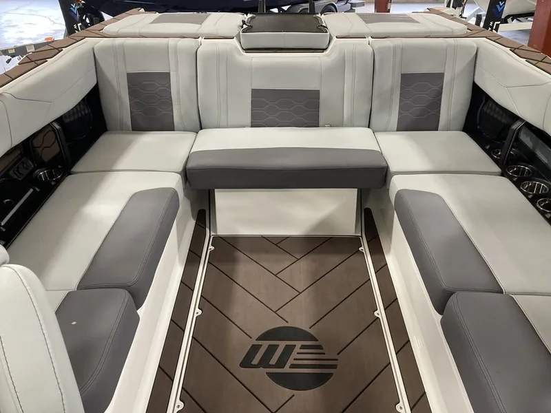Slide: The Image of Malibu 23 LSV 2026 - 6