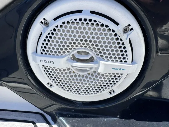 Slide: The Image of Yamaha 255 FSH 2021 - 19