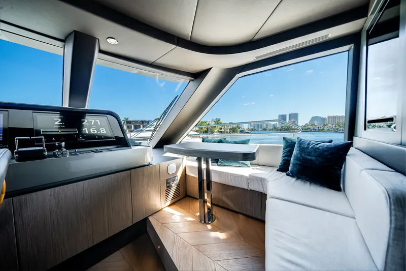 Slide: The Image of Azimut Magellano 30M 2026 - 102