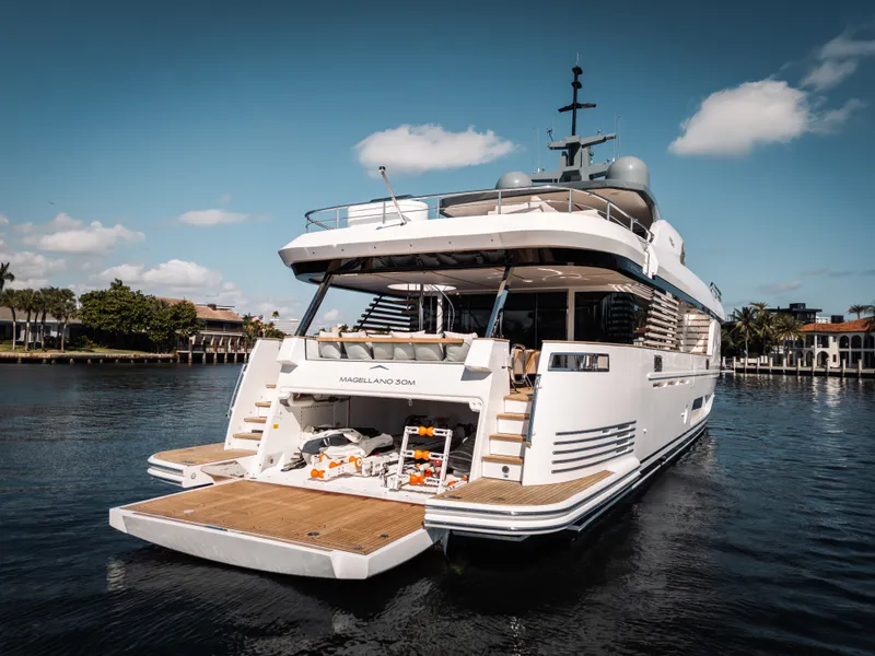 Slide: The Image of Azimut Magellano 30M 2026 - 5