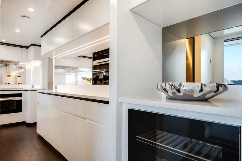 Slide: The Image of Azimut Magellano 30M 2026 - 91