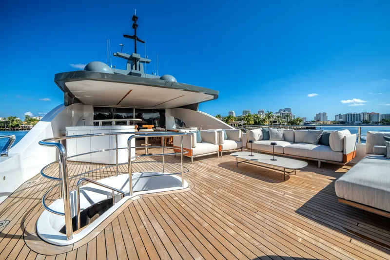 Slide: The Image of Azimut Magellano 30M 2026 - 66