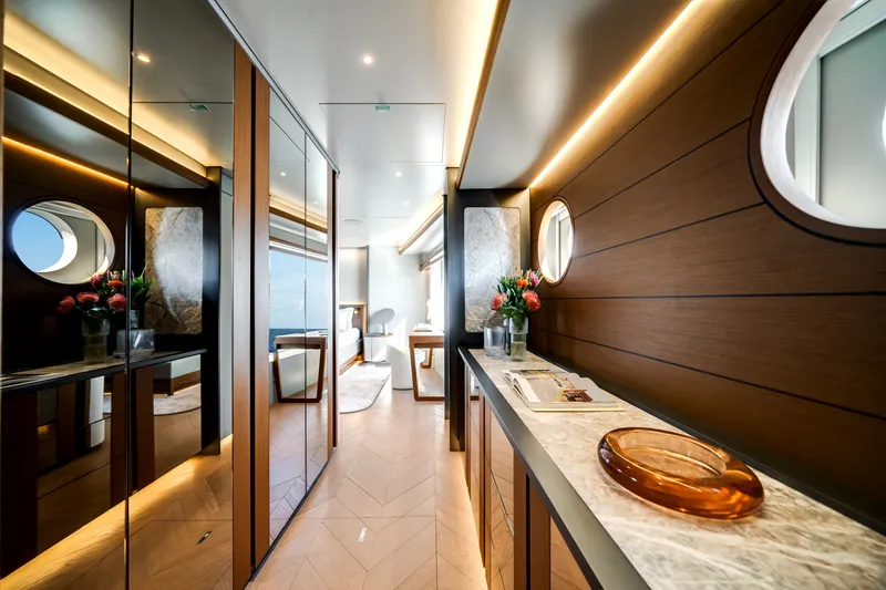 Slide: The Image of Azimut Magellano 30M 2026 - 18