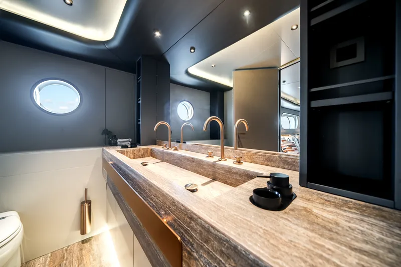 Slide: The Image of Azimut Magellano 30M 2026 - 35