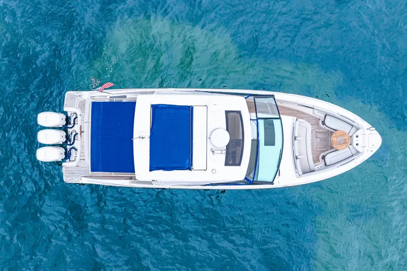 Slide: The Image of Sea Ray SLX 400 OB 2020 - 14