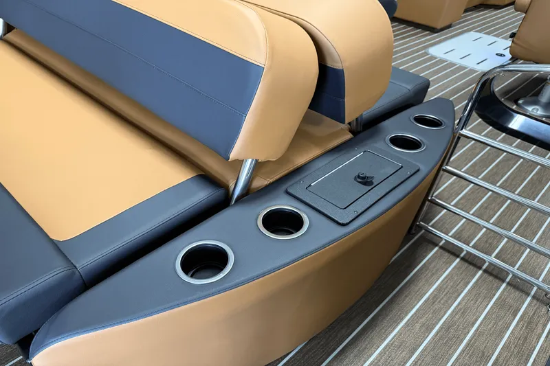 Slide: The Image of Premier 230SUNSATION 2026 - 18