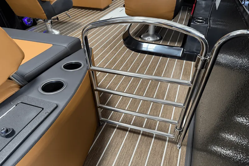 Slide: The Image of Premier 230SUNSATION 2026 - 19