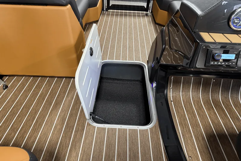 Slide: The Image of Premier 230SUNSATION 2026 - 28