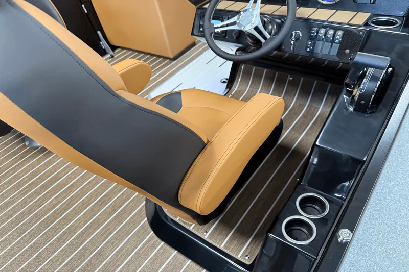 Slide: The Image of Premier 230SUNSATION 2026 - 31