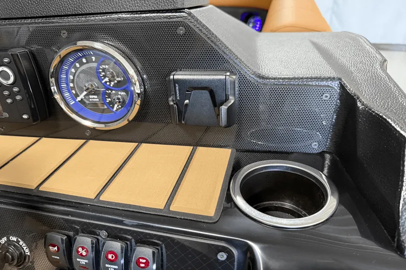 Slide: The Image of Premier 230SUNSATION 2026 - 35